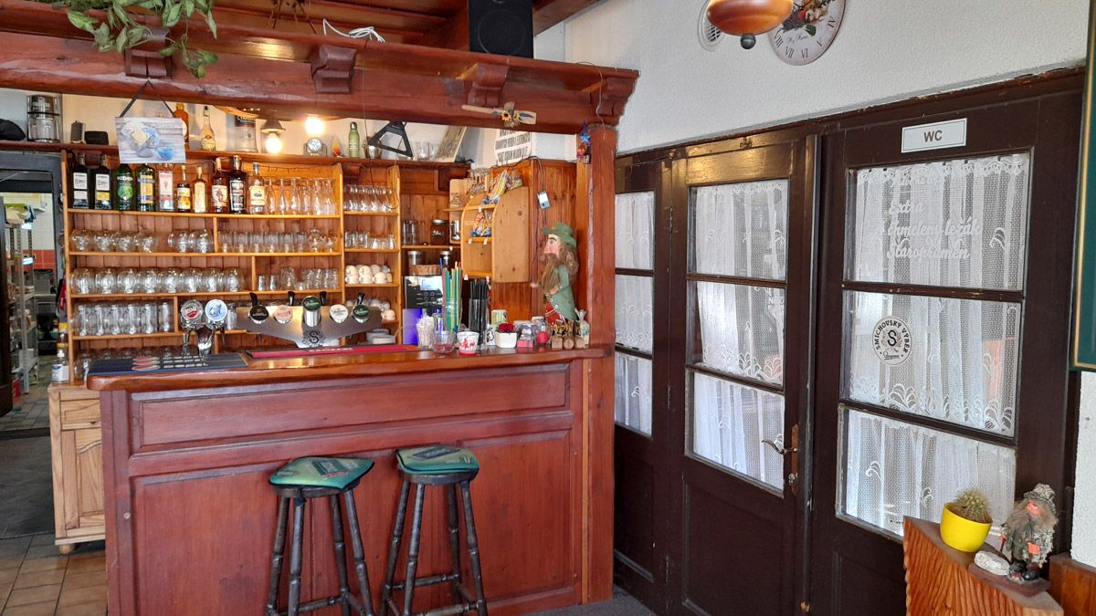 Interiér restaurace 1