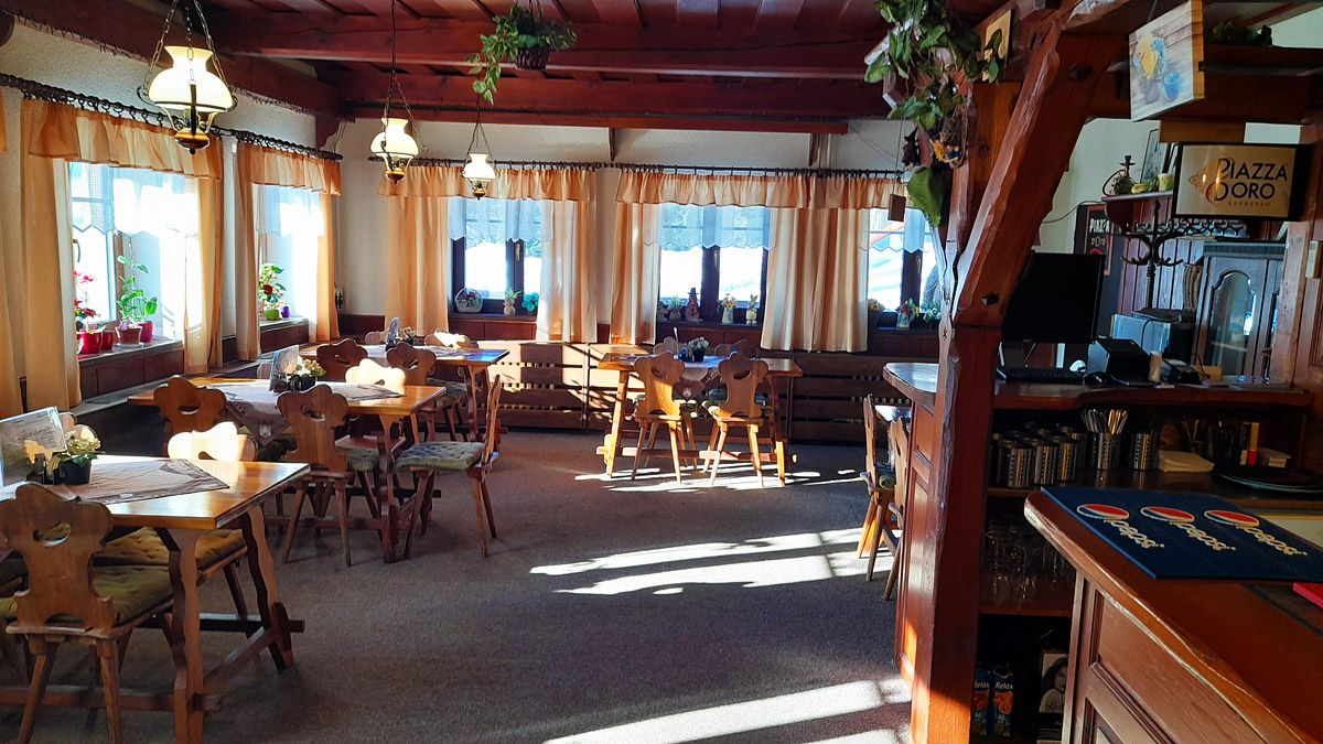 Interiér restaurace 4