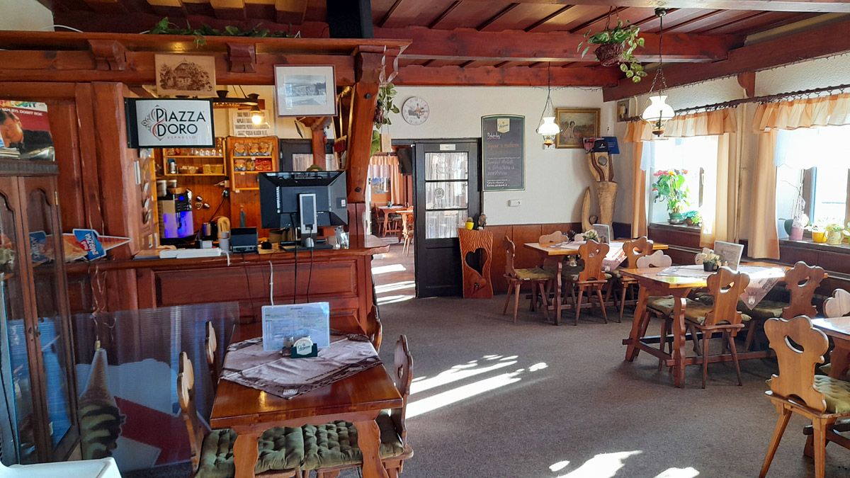 Interiér restaurace 2